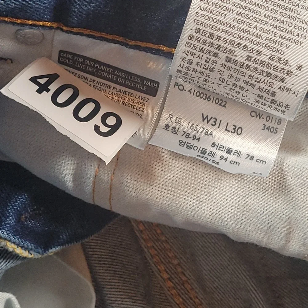 Levi's 505 Regular Fit Jeans Mens 31x30 Blue Straight Leg Denim 100% Cotton